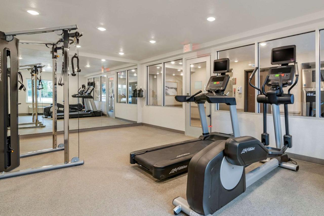 Woodspring Suites Brunswick Ngoại thất bức ảnh