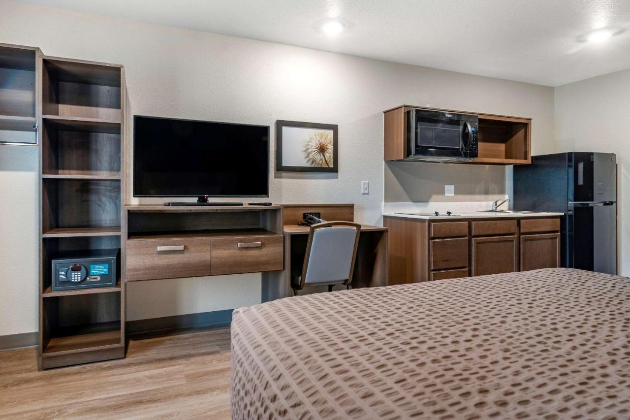 Woodspring Suites Brunswick Ngoại thất bức ảnh