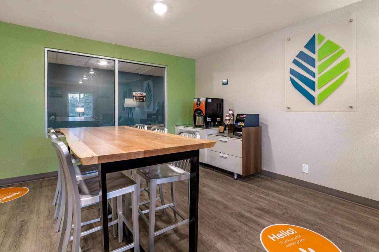 Woodspring Suites Brunswick Ngoại thất bức ảnh