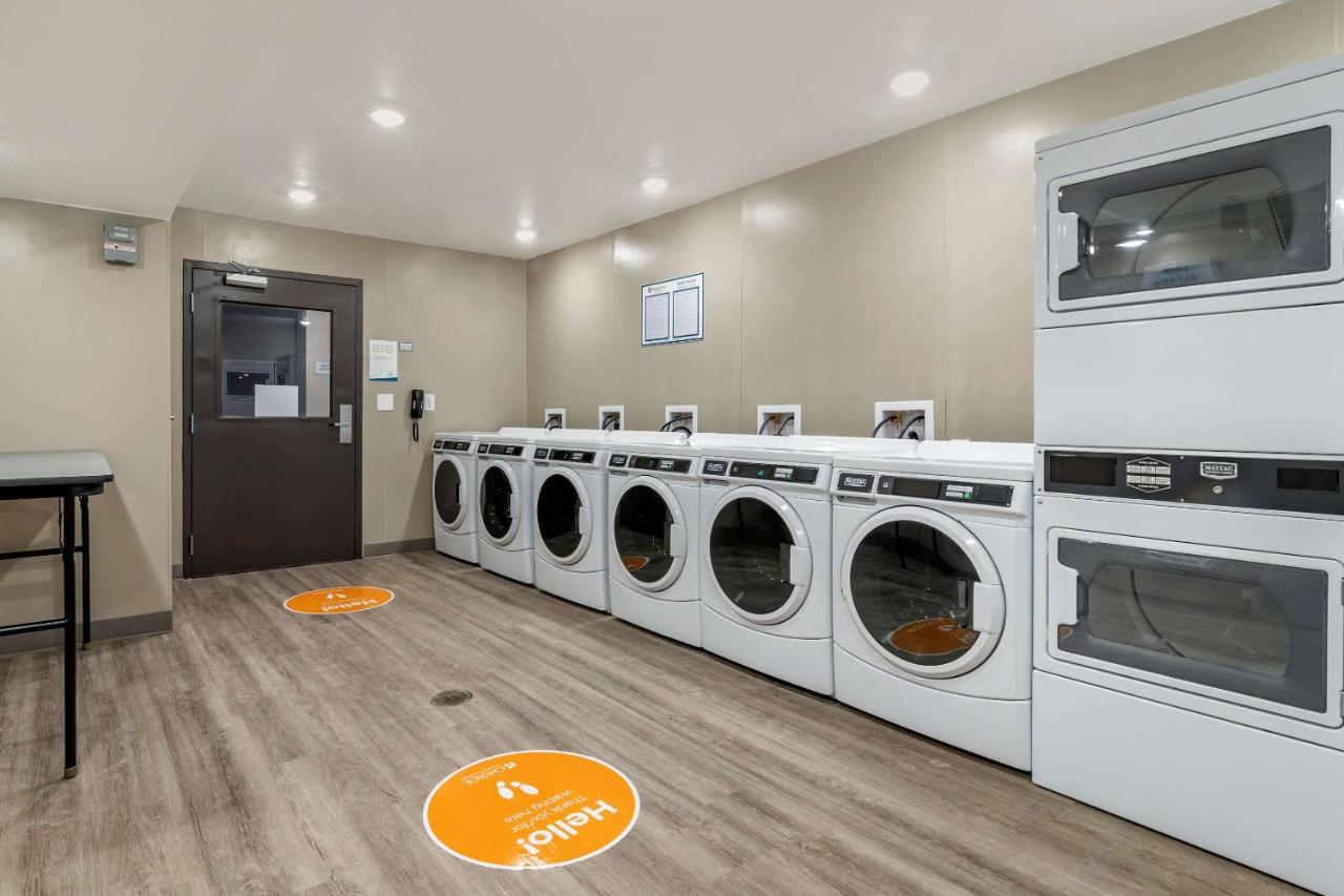 Woodspring Suites Brunswick Ngoại thất bức ảnh