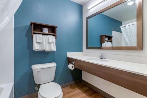 Woodspring Suites Brunswick Ngoại thất bức ảnh